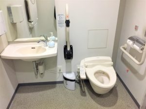 1F車椅子トイレ